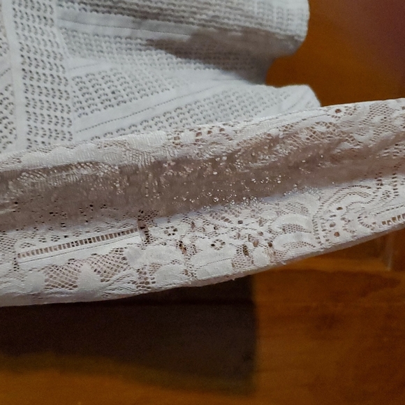 BCBGMAXAZRIA Lace Pink Blouse XS - Picture 5 of 6